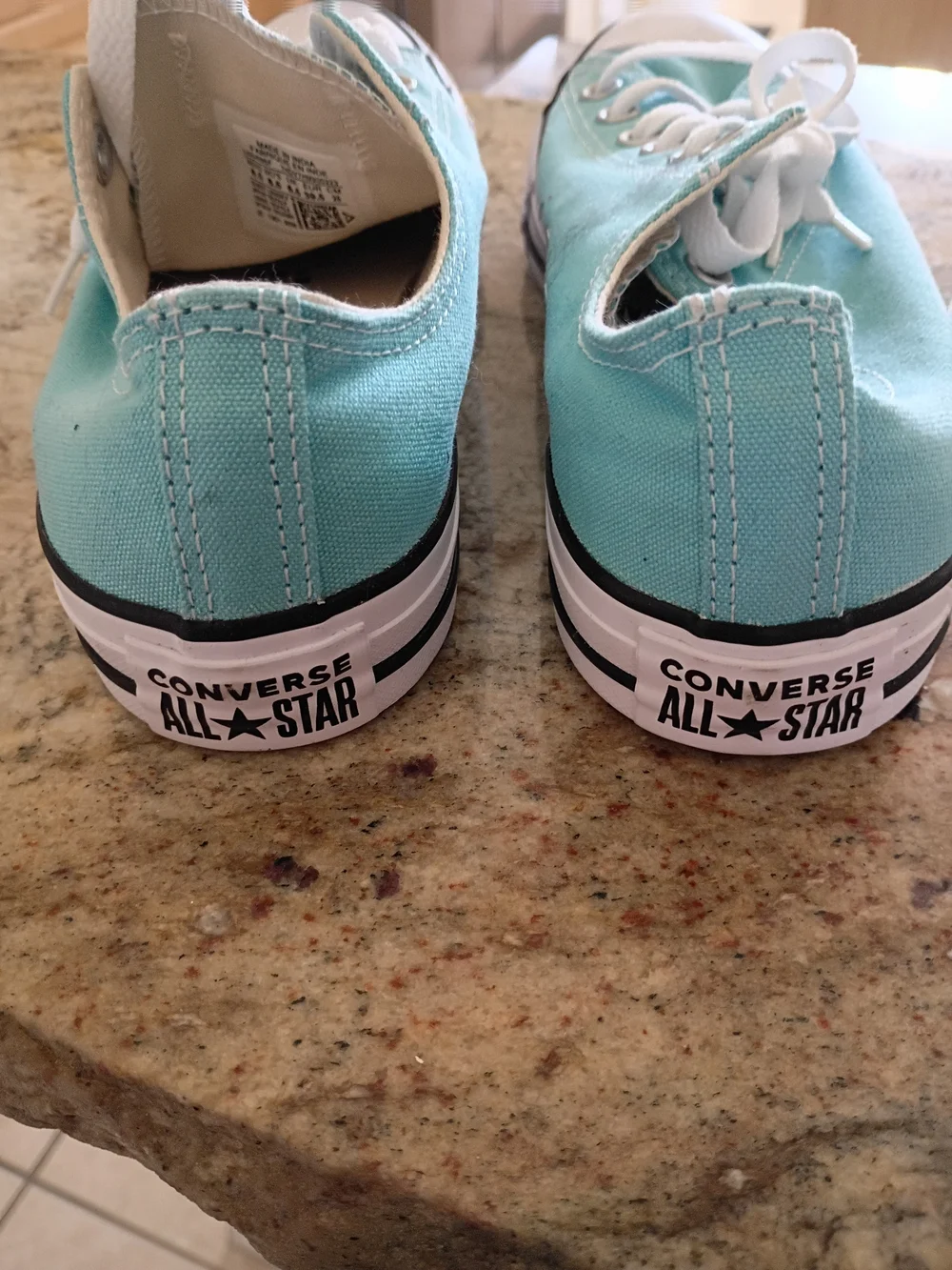 Converse Low-Top Sneakers in Perfect Aqua Blue Brand New Never Worn! 8.5 - Picture 5 of 6
